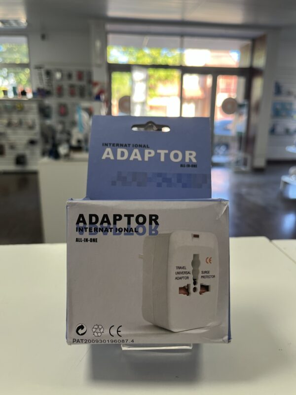 ADAPTADOR VIAJERO UNIVERSAL LUT-001 / ALL-IN-ONE
